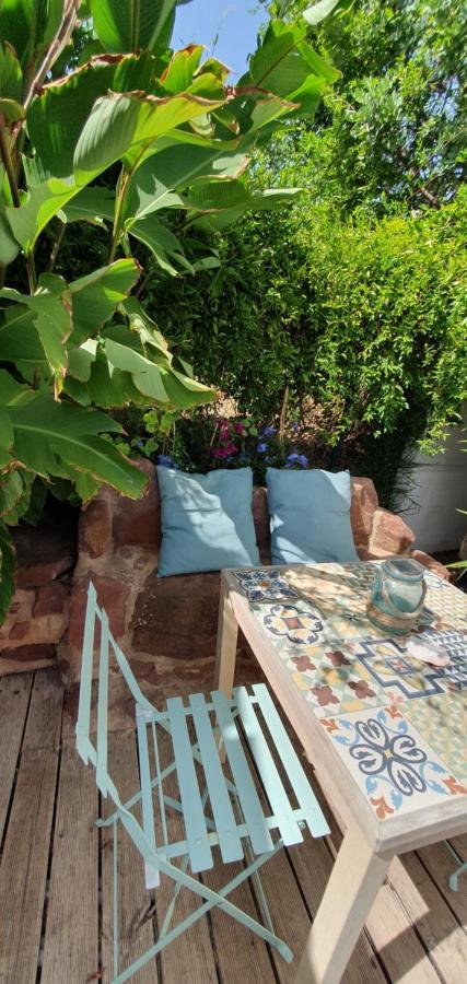 Beautiful House In Stunning Nature, 22 Minutes From Beaches, 5 Minutes To Lake, Air Condition Cool And Heat, And Very Fast Internet In All Rooms, Dishwasher, Washing Machine And Induction Cooking Силвес Екстериор снимка